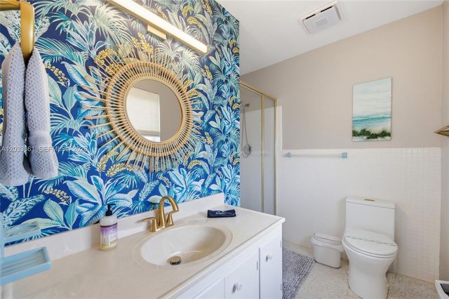 2136 NE 64th Street, Fort Lauderdale, FL 33308