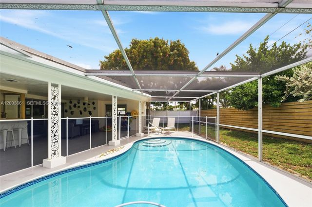 2136 NE 64th Street, Fort Lauderdale, FL 33308