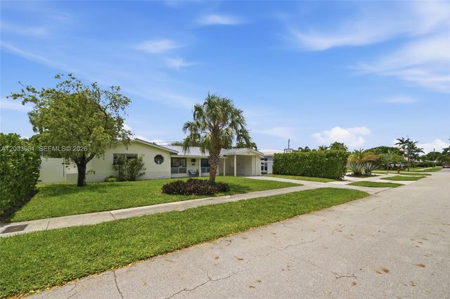2136 NE 64th Street, Fort Lauderdale, FL 33308