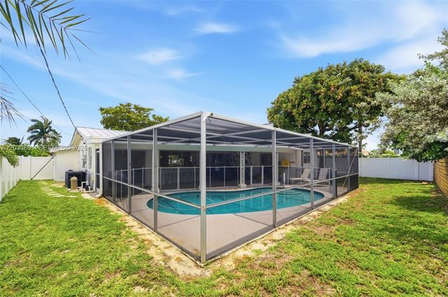 2136 NE 64th Street, Fort Lauderdale, FL 33308