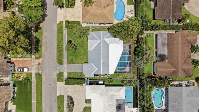 2136 NE 64th Street, Fort Lauderdale, FL 33308