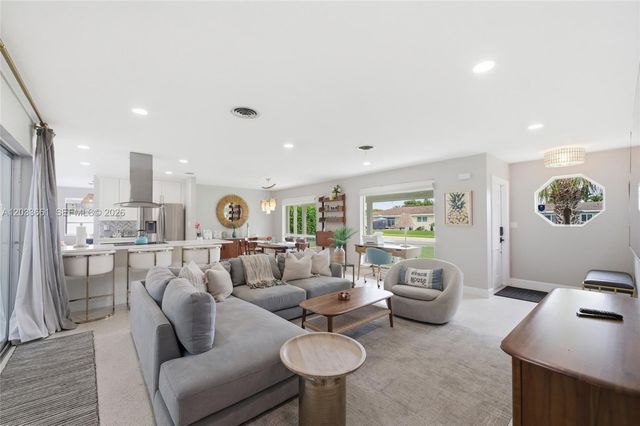 2136 NE 64th Street, Fort Lauderdale, FL 33308