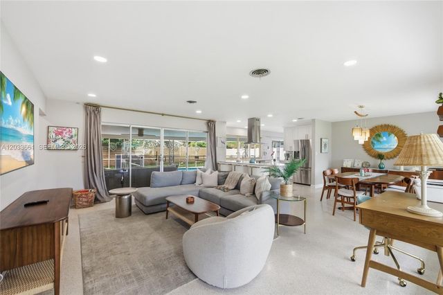 2136 NE 64th Street, Fort Lauderdale, FL 33308