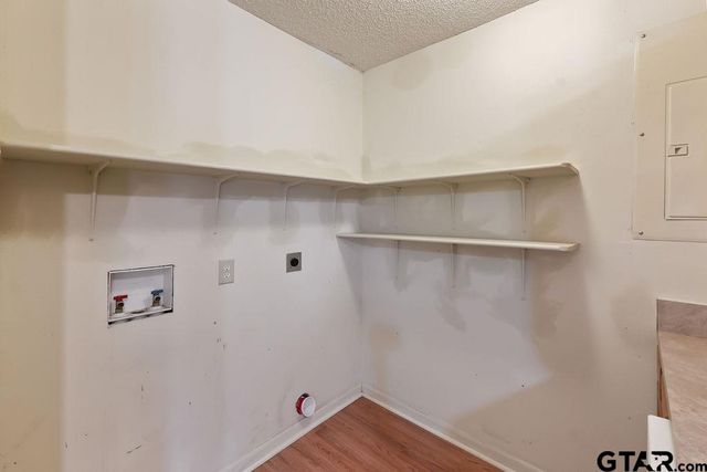 1904 W Pinecrest, Marshall, TX 75670