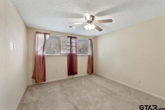 1904 W Pinecrest, Marshall, TX 75670