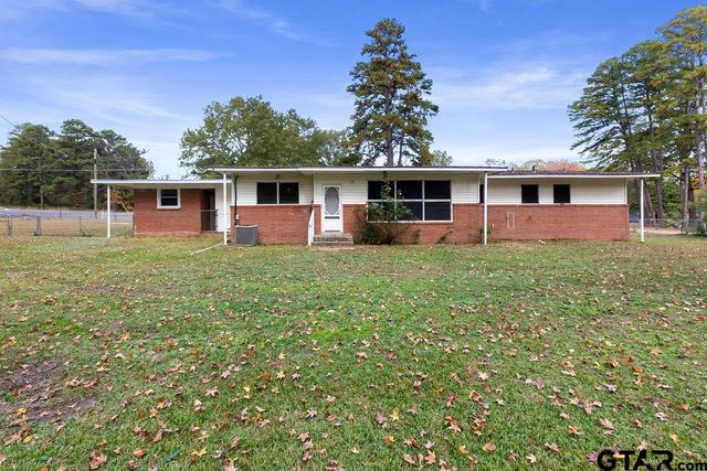 1904 W Pinecrest, Marshall, TX 75670