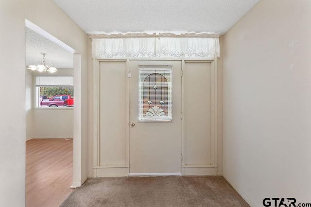 1904 W Pinecrest, Marshall, TX 75670