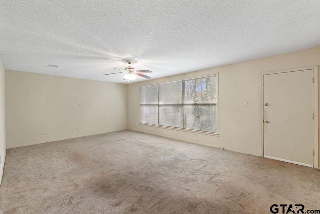 1904 W Pinecrest, Marshall, TX 75670