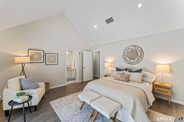 92 Head Of Meadow Road, Newtown, CT 06470