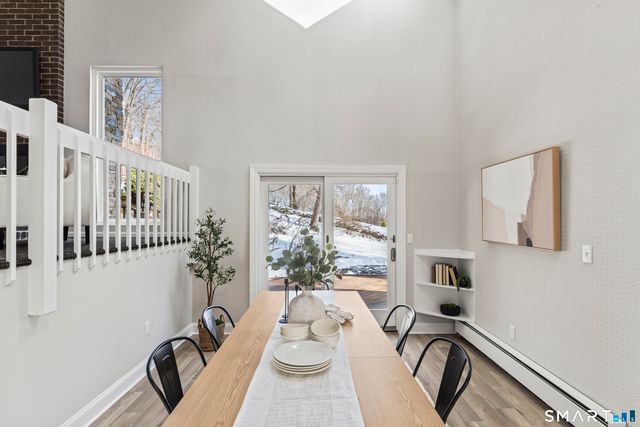 92 Head Of Meadow Road, Newtown, CT 06470