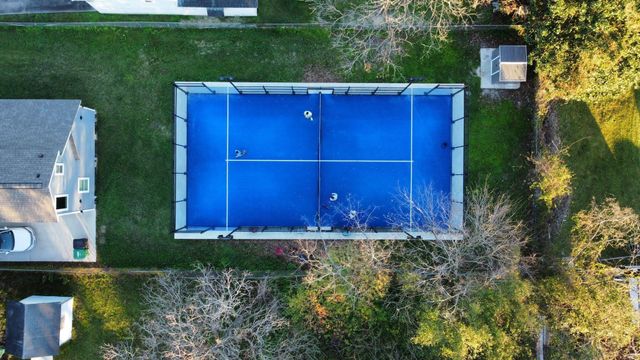 720 Caperton Street, Houston, TX 77022