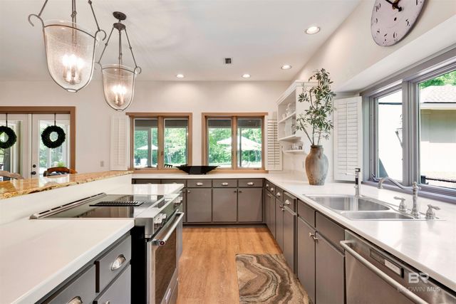 6801 N Winding Brook Drive, Daphne, AL 36526