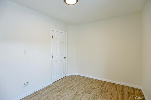 122 N Bewley Street, Santa Ana, CA 92703