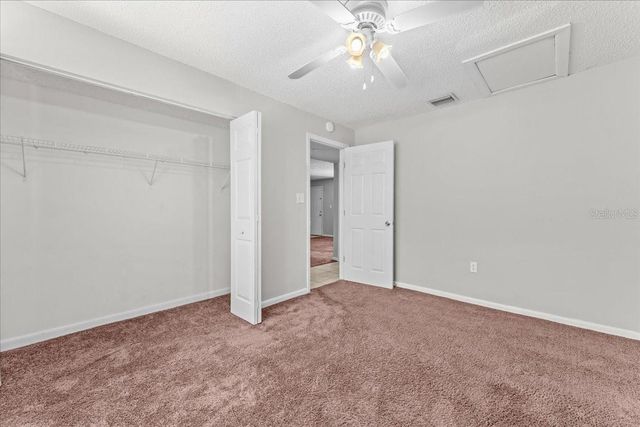 12407 OAK CEDAR PLACE 202, Tampa, FL 33612