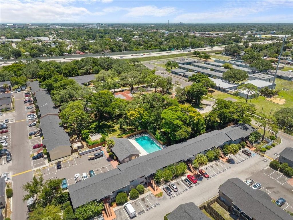 Image 21 of property listing at 12407 OAK CEDAR PLACE 202, Tampa, FL 33612