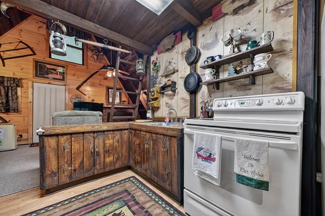 32 Lake Front, Morganton, GA 30560