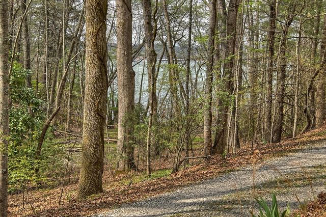 32 Lake Front, Morganton, GA 30560