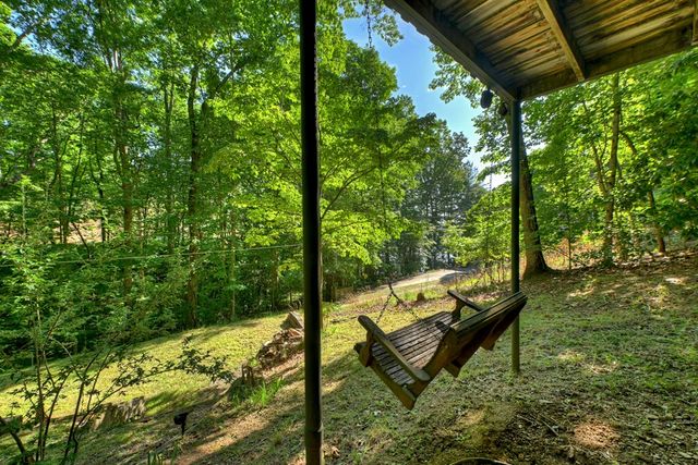 32 Lake Front, Morganton, GA 30560
