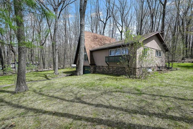 N7898 COUNTY ROAD G, Iola, WI 54945