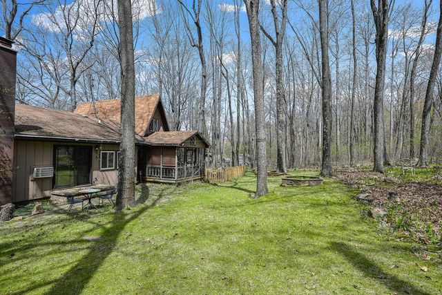 N7898 COUNTY ROAD G, Iola, WI 54945