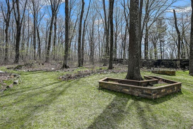 N7898 COUNTY ROAD G, Iola, WI 54945