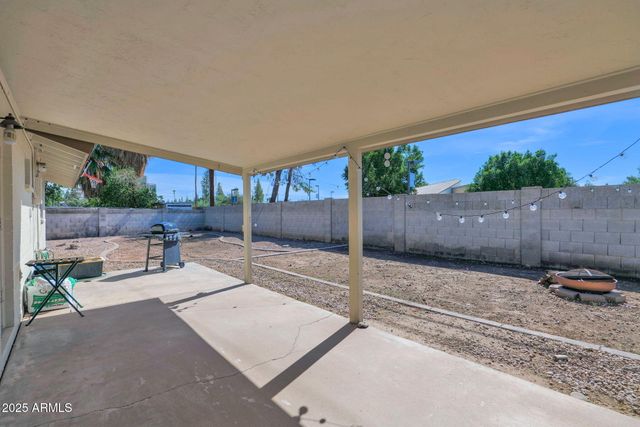 1215 E GENEVA Drive, Tempe, AZ 85282