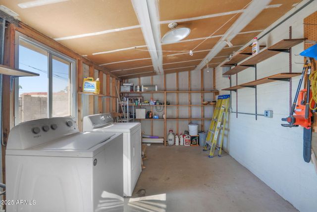 1215 E GENEVA Drive, Tempe, AZ 85282