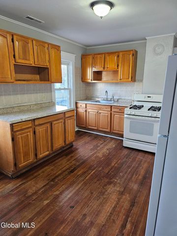 531 Hattie Street, Schenectady, NY 12308