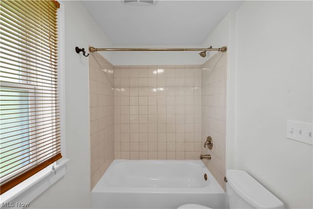 17303 Invermere Avenue, Cleveland, OH 44128