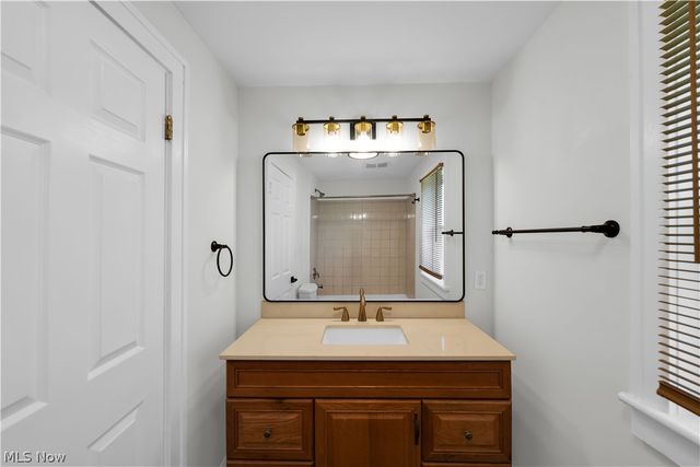 17303 Invermere Avenue, Cleveland, OH 44128