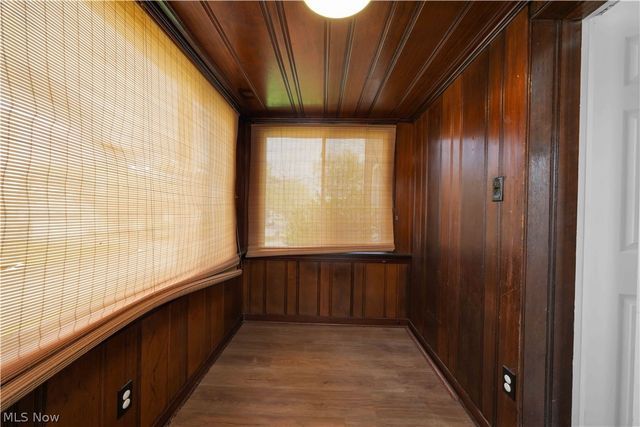 17303 Invermere Avenue, Cleveland, OH 44128