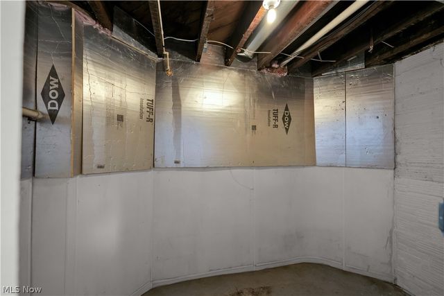 17303 Invermere Avenue, Cleveland, OH 44128