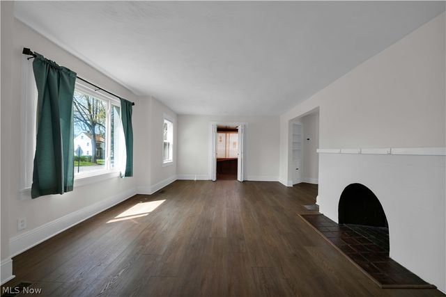 17303 Invermere Avenue, Cleveland, OH 44128