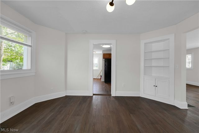 17303 Invermere Avenue, Cleveland, OH 44128