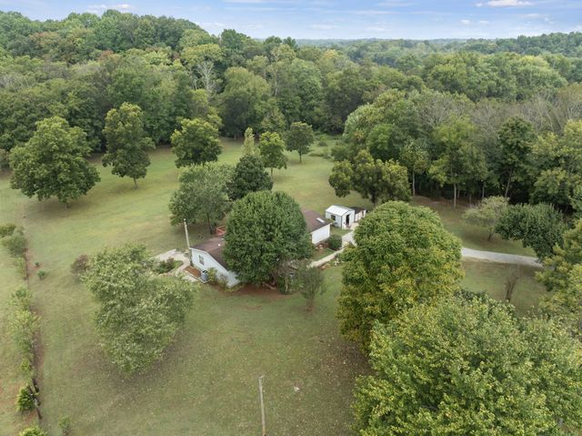 6210 Green Rd, Springfield, TN 37172