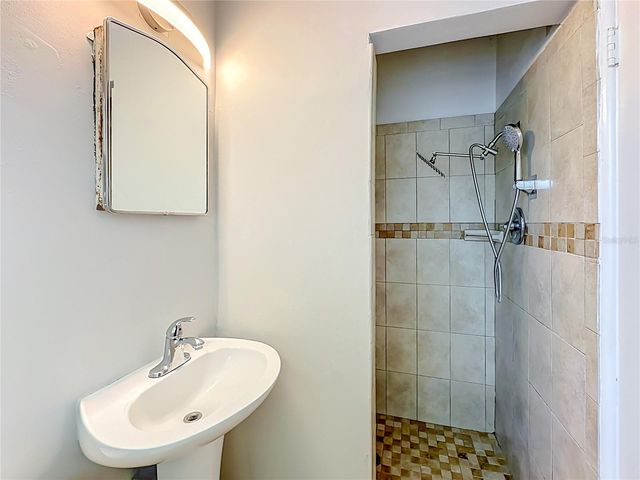 304 SUNNYHILL LANE, Lakeland, FL 33803