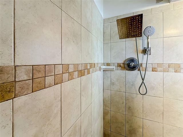 304 SUNNYHILL LANE, Lakeland, FL 33803