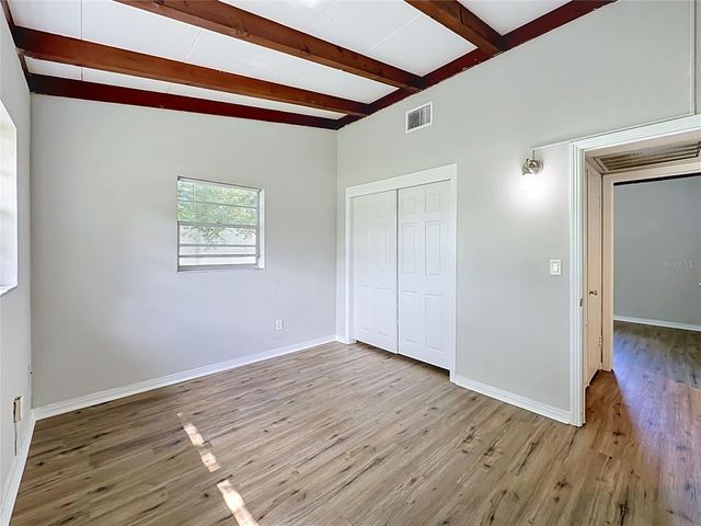 304 SUNNYHILL LANE, Lakeland, FL 33803