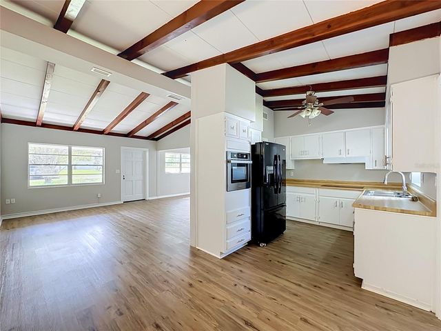 304 SUNNYHILL LANE, Lakeland, FL 33803