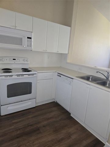 1677 SE 27th Ct 209, Homestead, FL 33035