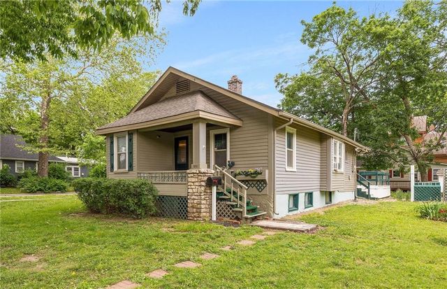 13013 8th Street, Grandview, MO 64030
