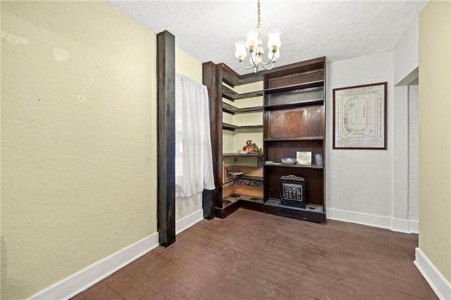 13013 8th Street, Grandview, MO 64030