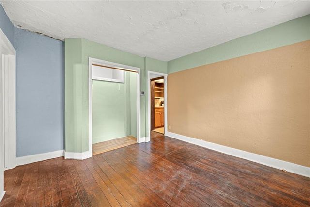 13013 8th Street, Grandview, MO 64030