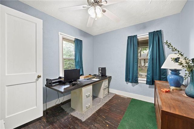 13013 8th Street, Grandview, MO 64030