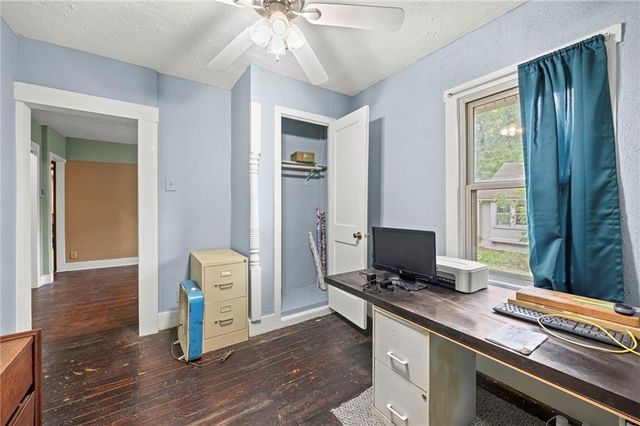 13013 8th Street, Grandview, MO 64030