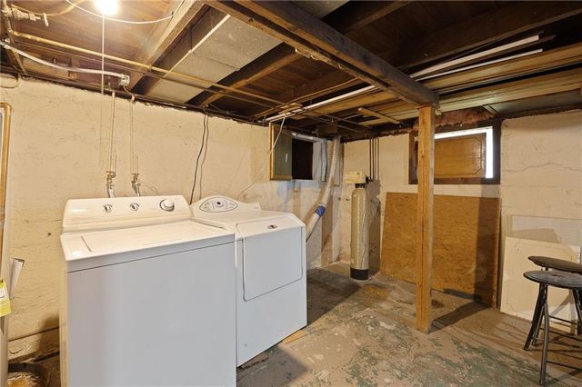 13013 8th Street, Grandview, MO 64030