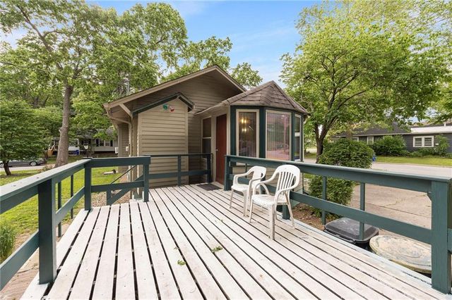 13013 8th Street, Grandview, MO 64030