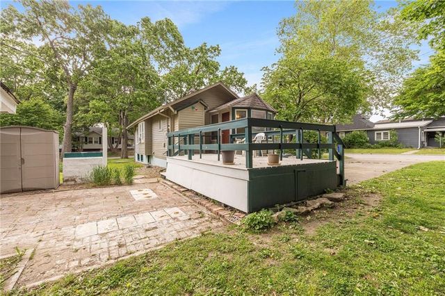 13013 8th Street, Grandview, MO 64030