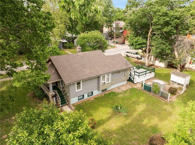 13013 8th Street, Grandview, MO 64030