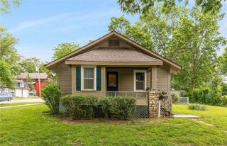 13013 8th Street, Grandview, MO 64030